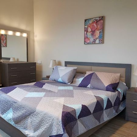 West House Apartments-Mar Mikhael Bejrút Kültér fotó
