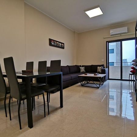 West House Apartments-Mar Mikhael Bejrút Kültér fotó