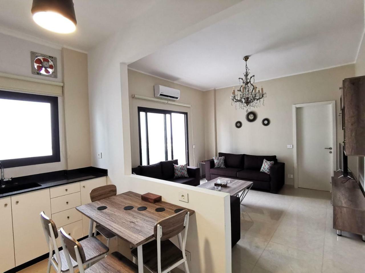 West House Apartments-Mar Mikhael Bejrút Kültér fotó