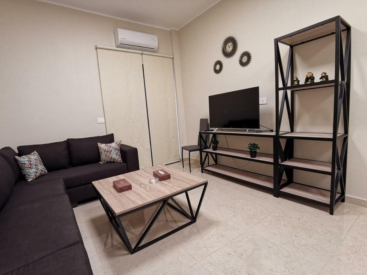 West House Apartments-Mar Mikhael Bejrút Kültér fotó